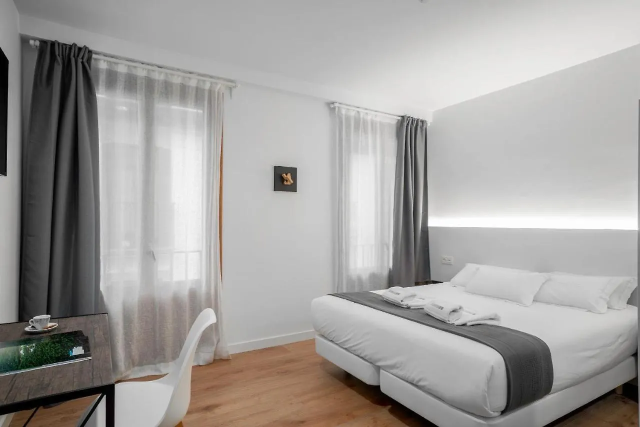32 De Agosto Rooms San Sebastián